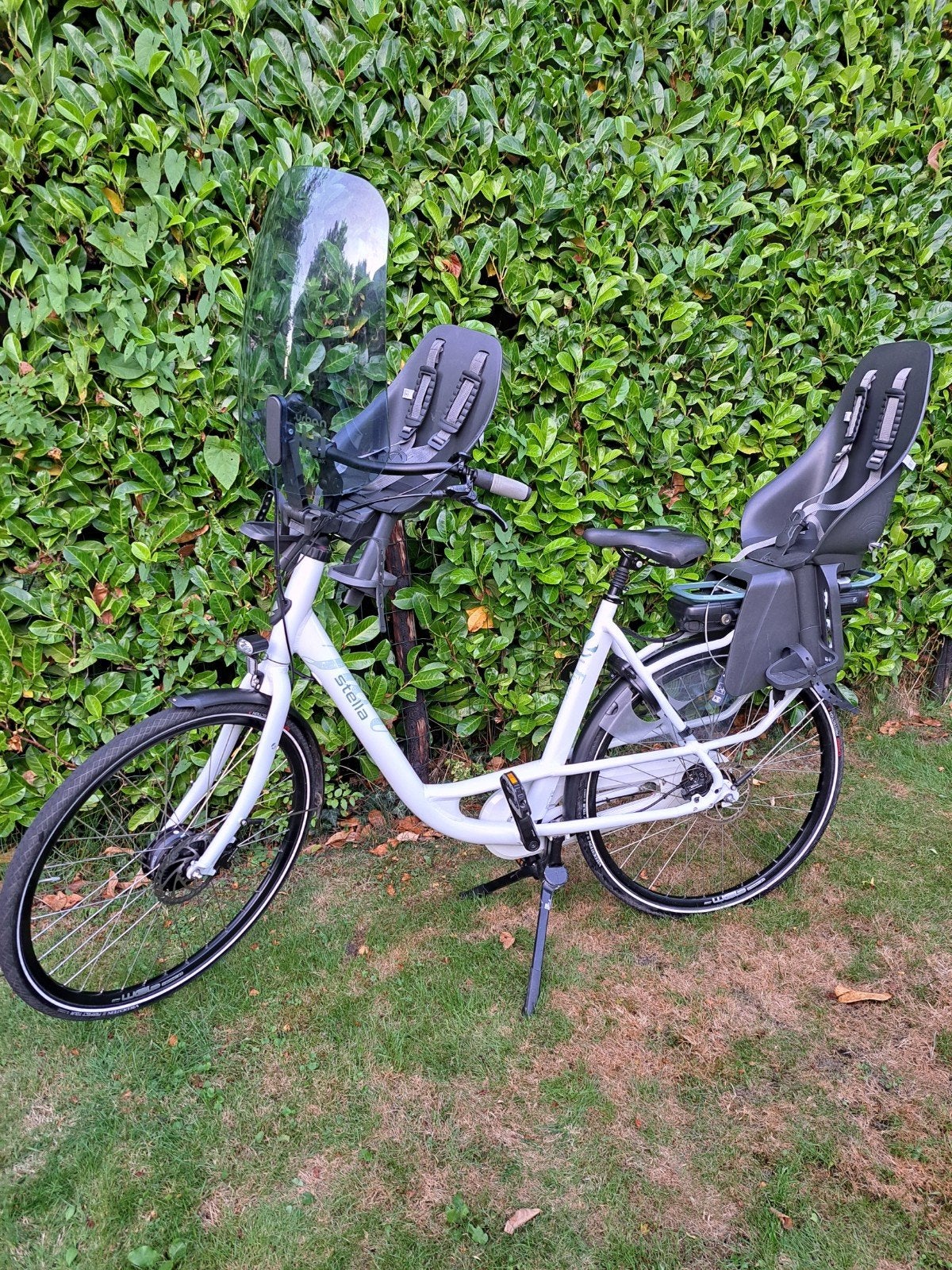 Stella Fiore elektrische moederfiets met kinderzitjes, 55 tot 59 cm, Ophalen, Gebruikt, 50 km per accu of meer