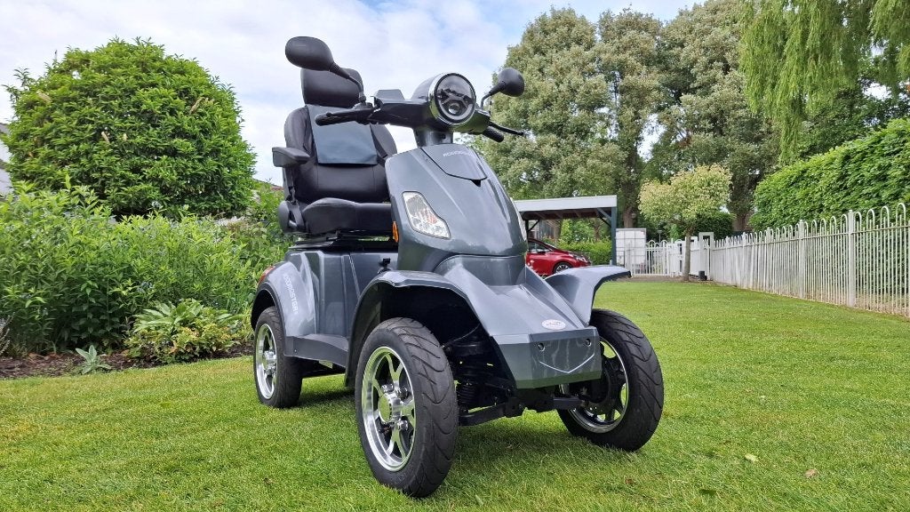 Excel Roadmaster 4-wieler (22 km/u) Accu aan vervanging toe, Diversen, Ophalen, Gebruikt, Excel, 26 t/m 35 km