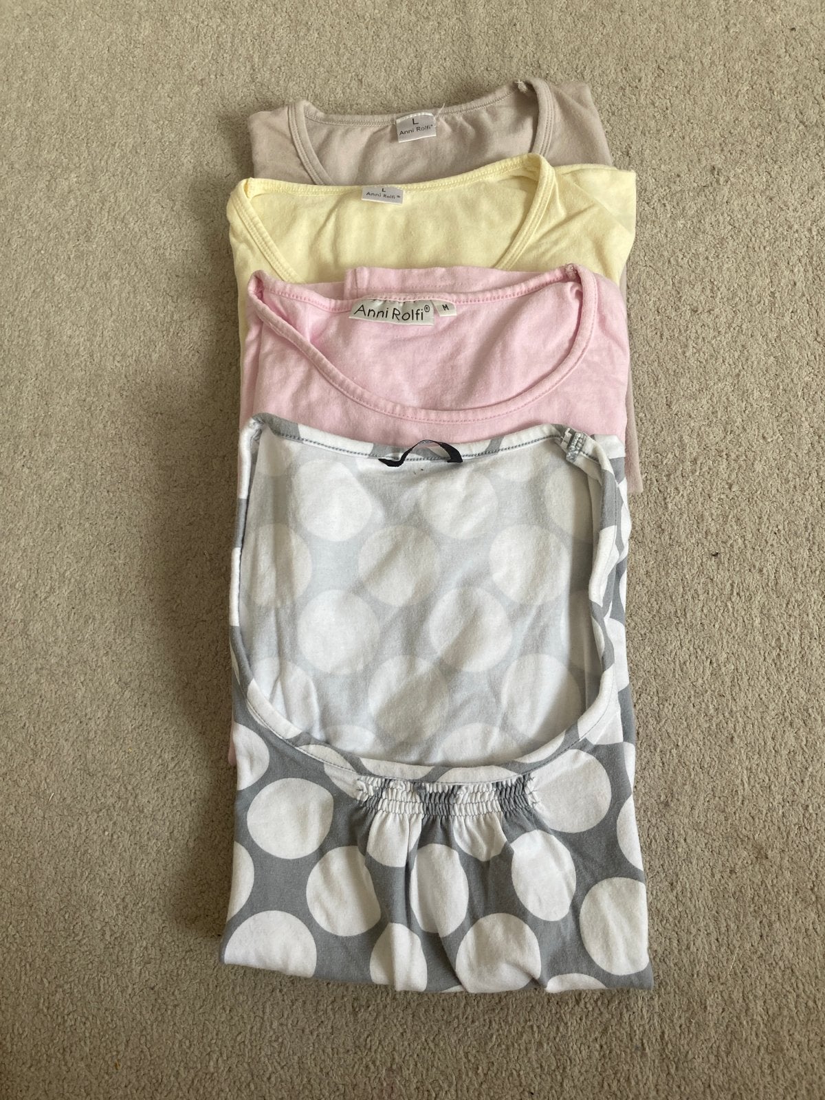 Set van 4 dames T-shirts - diverse kleuren en maten M/L, Maat 38/40 (M), Ophalen of Verzenden, Zo goed als nieuw, Korte mouw