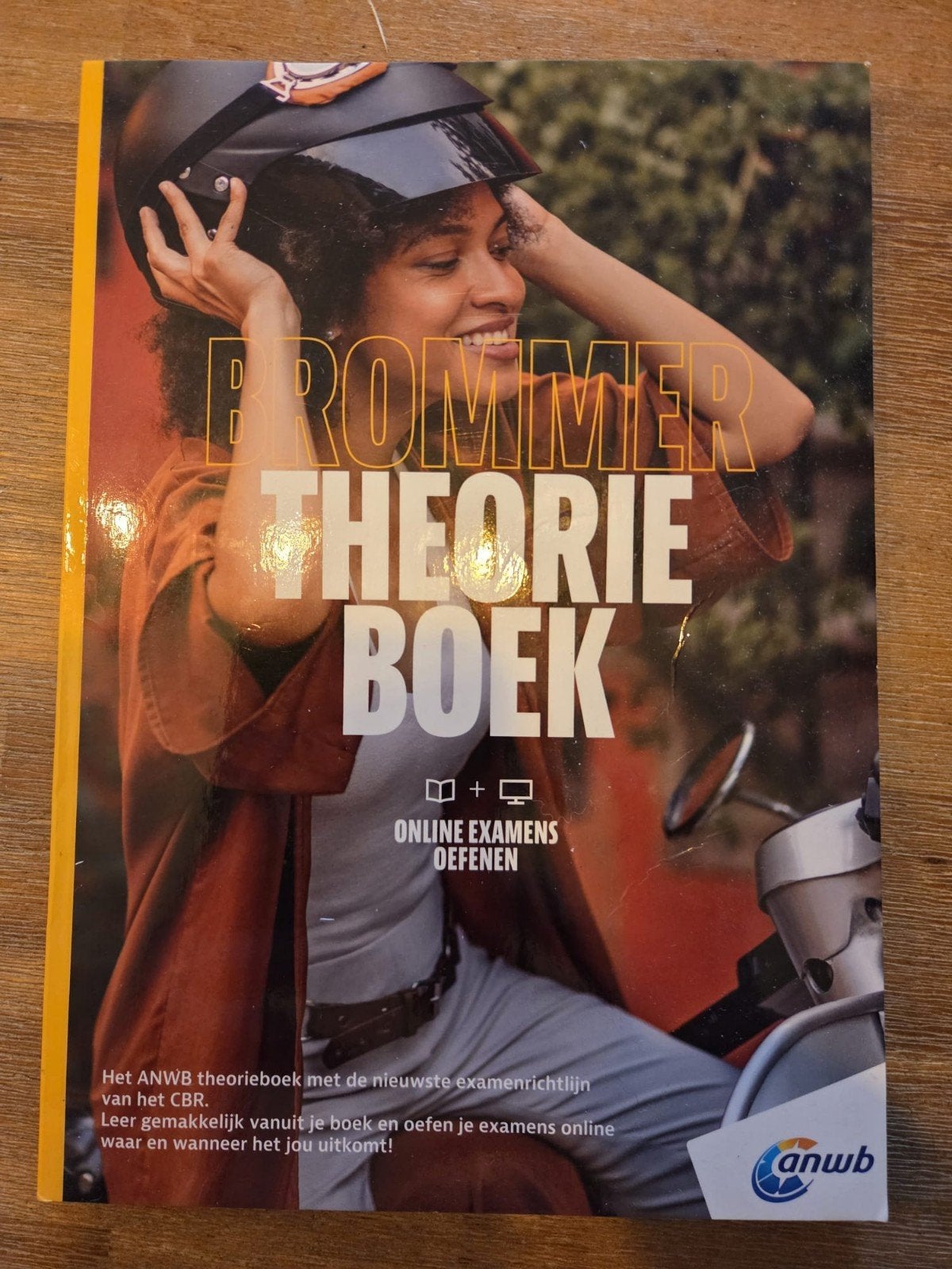 brommer theorie boek, Ophalen, Alpha, Zo goed als nieuw