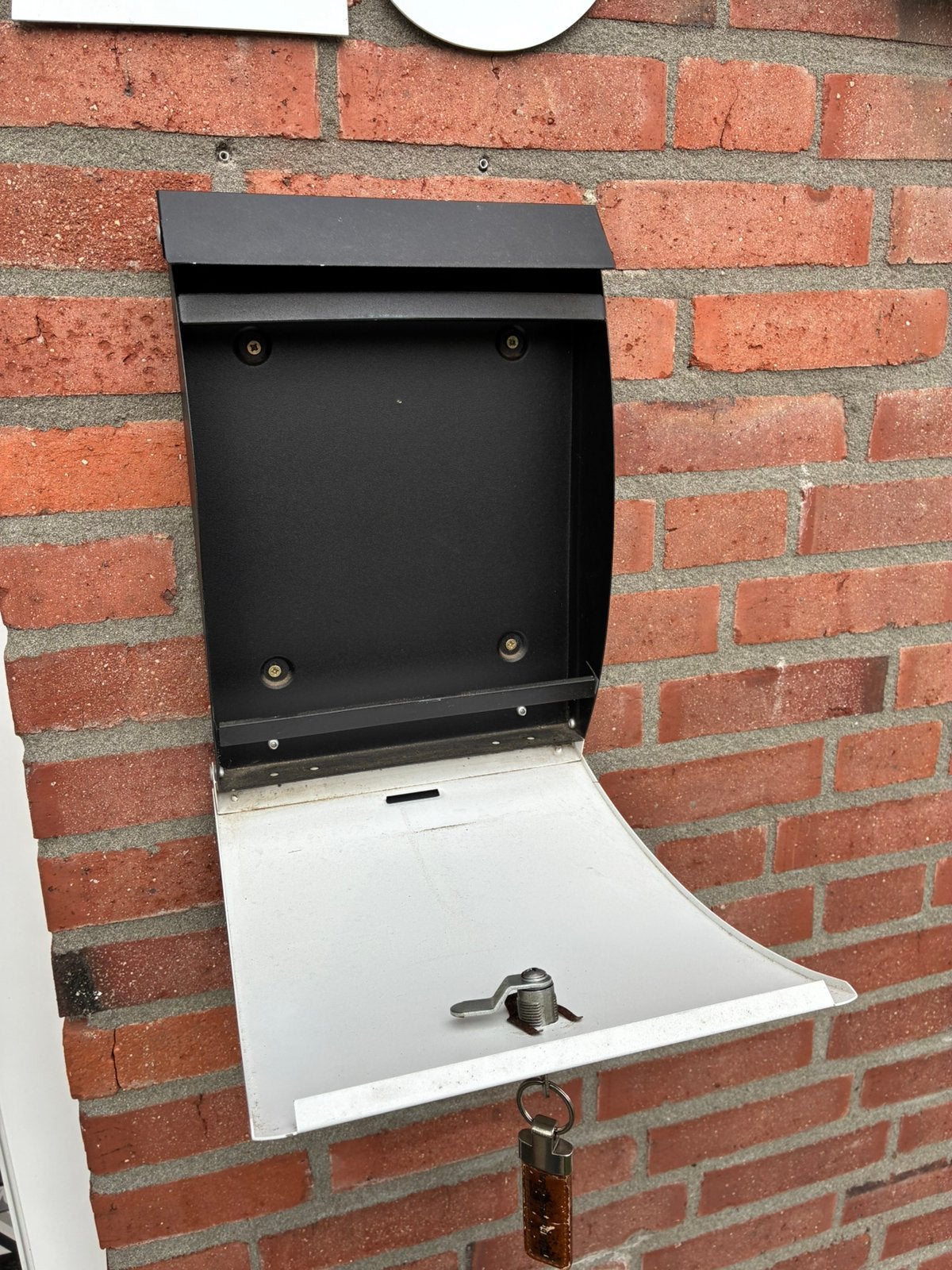 Brievenbus met krantenbak, Ophalen, Gebruikt, Wandbrievenbus