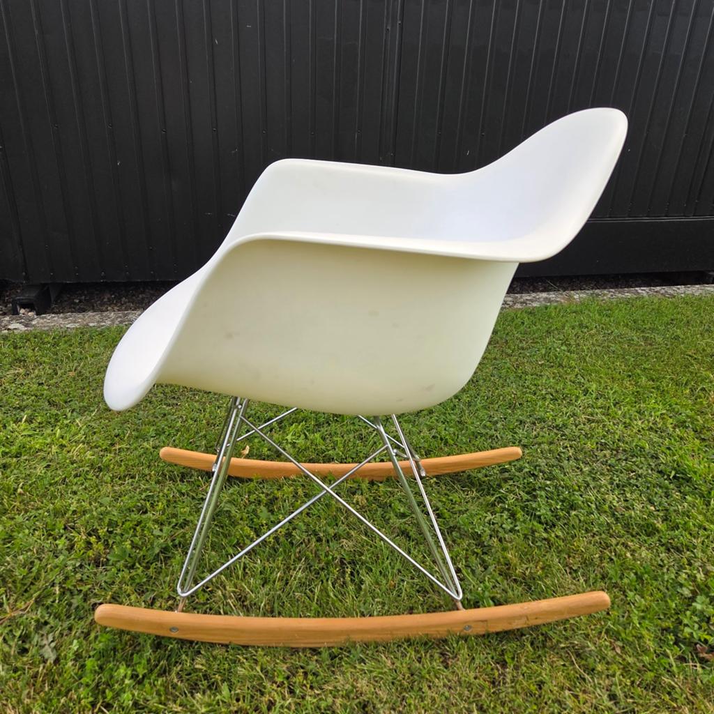 Stoel kuipstoel schommelstoel wit, Huis en Inrichting, Stoelen, Ophalen, Wit, Design, Zo goed als nieuw