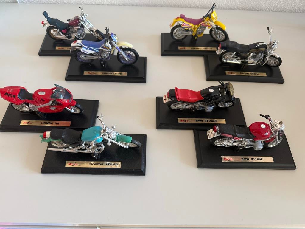 Maisto 1:18 Motorfietsen - Diverse modellen, Ophalen of Verzenden, Zo goed als nieuw, Motor, Maisto