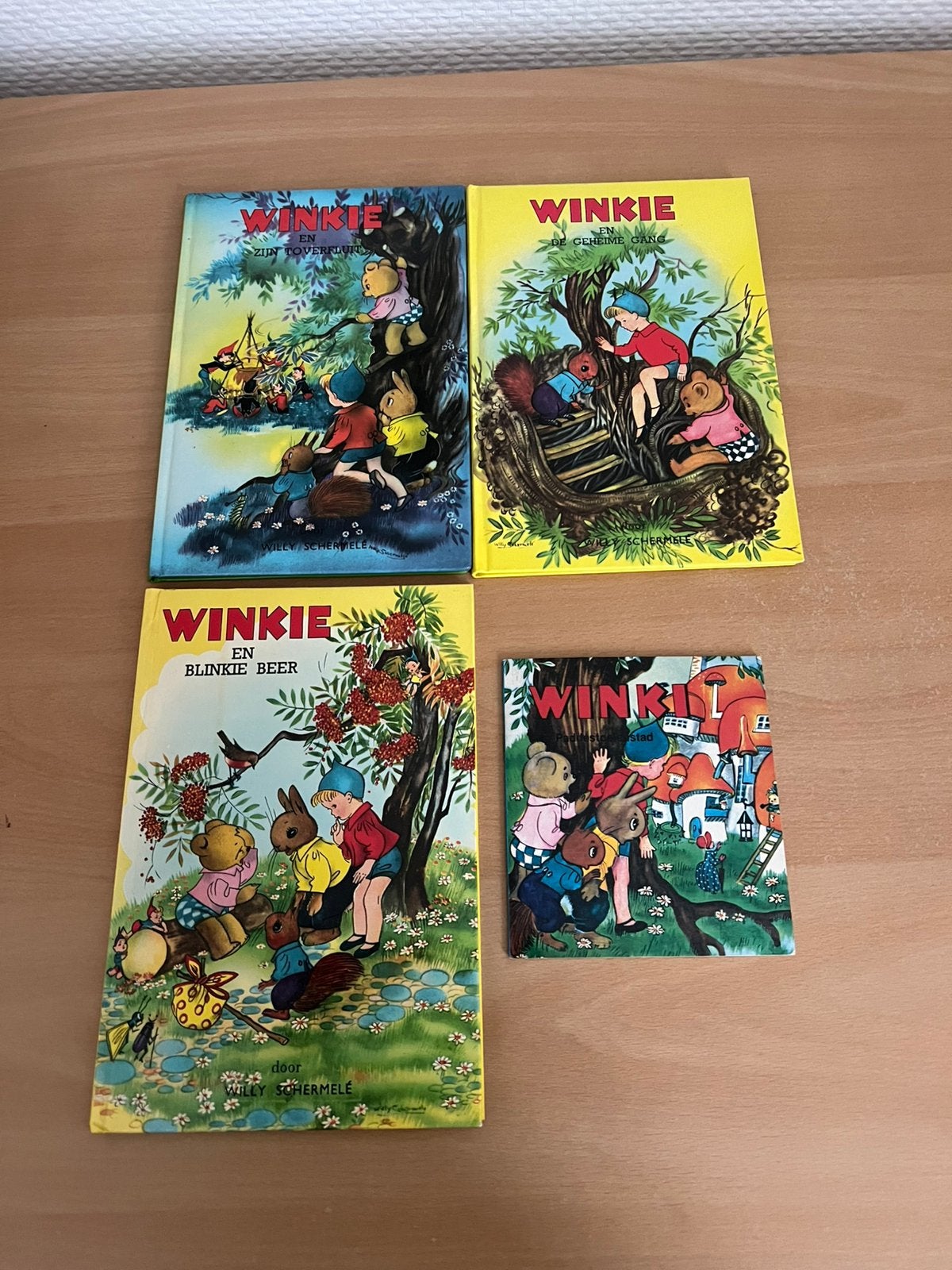 Verschillende deeltjes van Winkie door Willy Schermelé, Ophalen of Verzenden