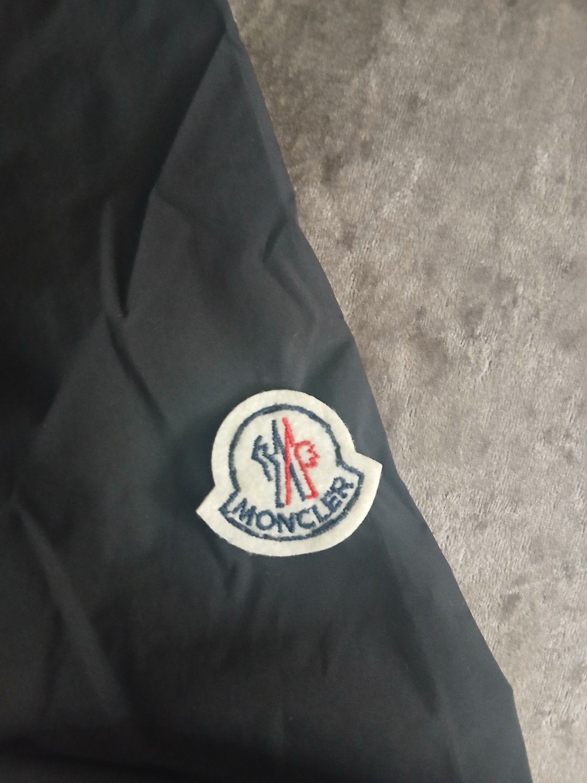 Moncler jas zwart, maat M, nieuw met kaartjes zonder nfc, Moncler, Maat 48/50 (M), Zwart, Nieuw