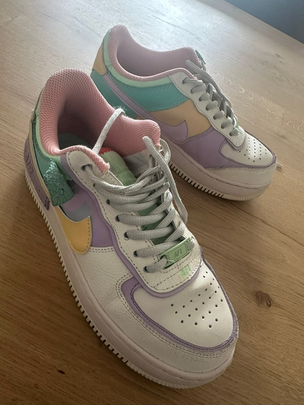 Nike Air Force 1 AF1 Shadow pastel maat 38, Kleding | Dames, Schoenen, Zo goed als nieuw, Sneakers of Gympen, Overige kleuren