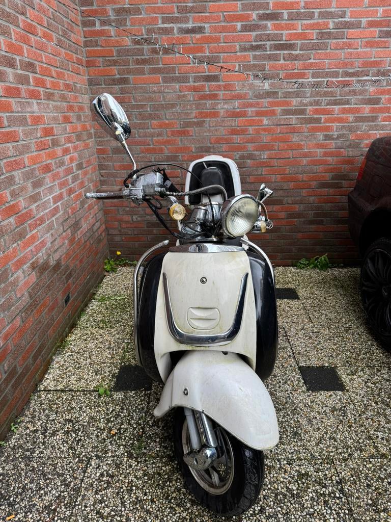AGM Retro scooter 72cc | 6.468 km | Perfecte daily, Fietsen en Brommers, Snorfietsen en Snorscooters, Gebruikt, Overige merken