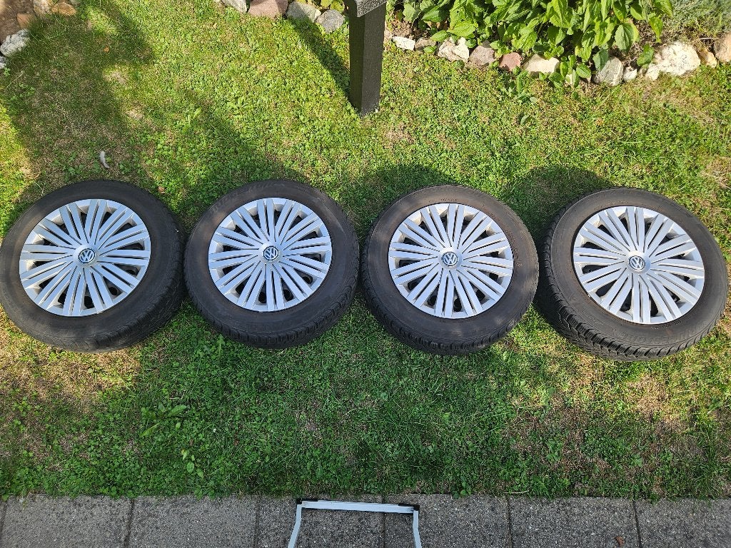 VW polo Winterbanden, Ophalen, Gebruikt, 15 inch, Banden en Velgen