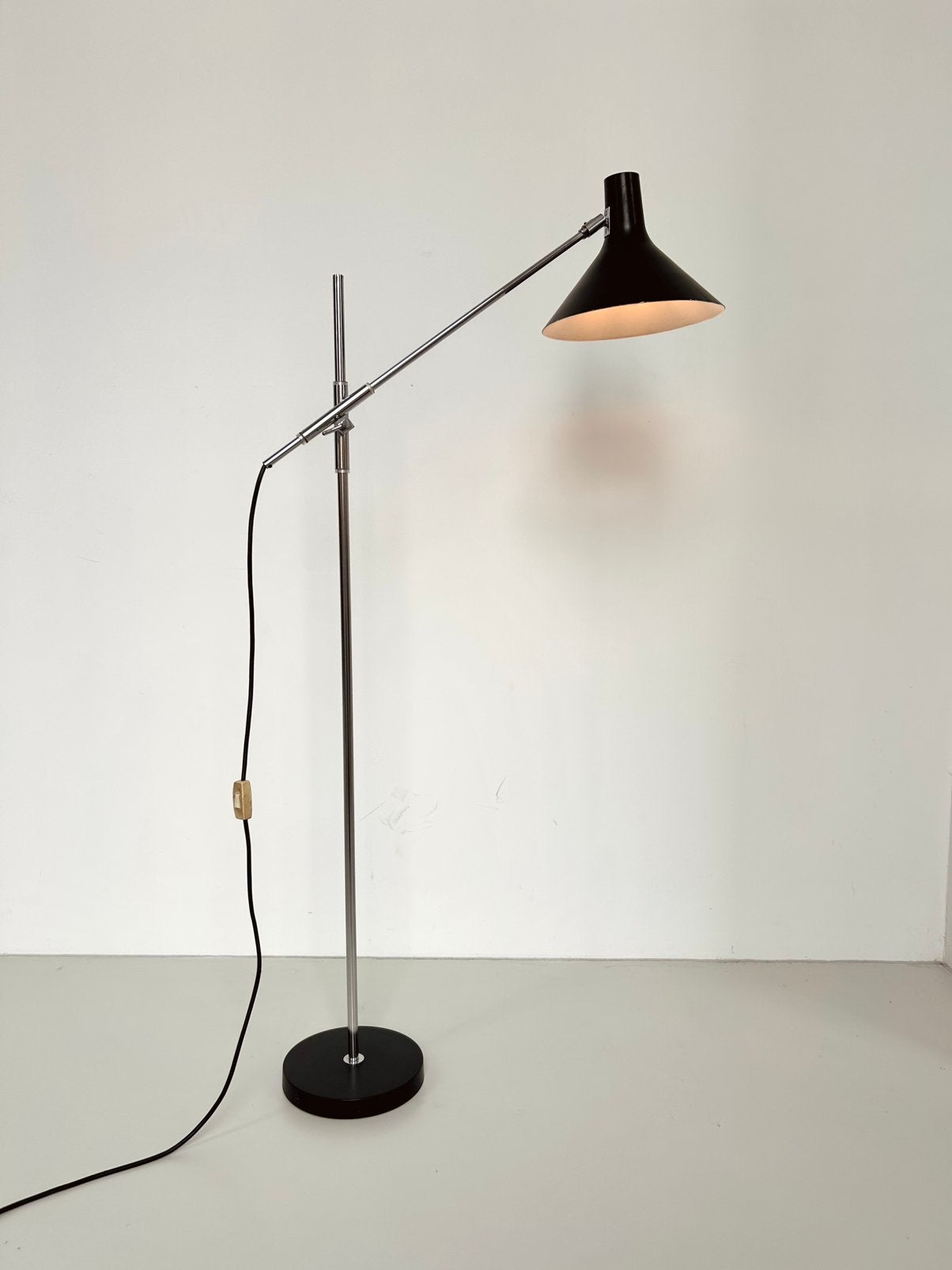 Vloerlamp 8180 Karl-Heinz Kinsky voor Cosack vintage design, Huis en Inrichting, Lampen | Vloerlampen, Ophalen, 100 tot 150 cm