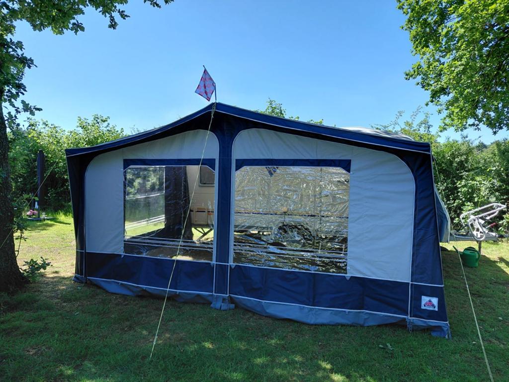 Knaus vimara v450, Ophalen, Zo goed als nieuw
