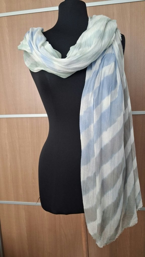 Expresso dames sjaal l.grijs - l.blauw - wit - groen, Ophalen of Verzenden, Zo goed als nieuw, Maat 46/48 (XL) of groter, Sjaal