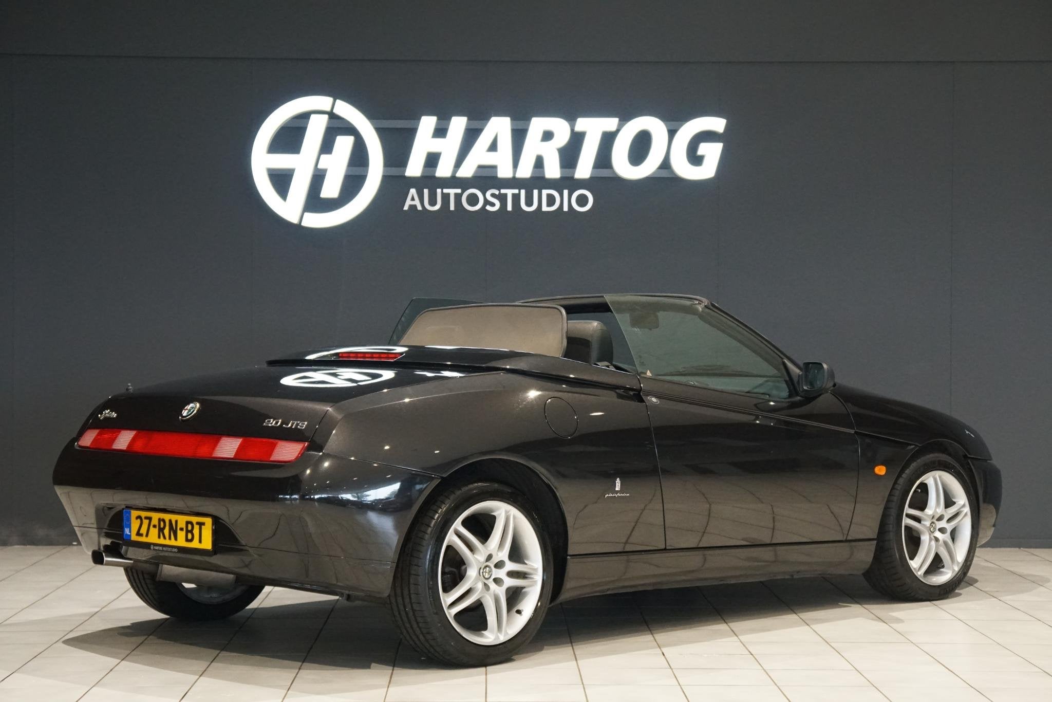Alfa Romeo Spider 2.0 JTS + LEDER / BLUETOOTH AUDIO, Voorwielaandrijving, 1380 kg, Gebruikt, 4 cilinders