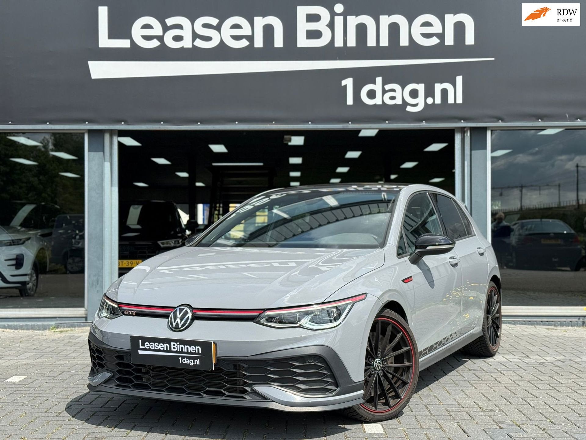 Volkswagen Golf 2.0 TSI GTI CLUBSPORT 45 Jahre IQ|PANO|AKRA|, Gebruikt, Zwart, 4 cilinders, 1984 cc