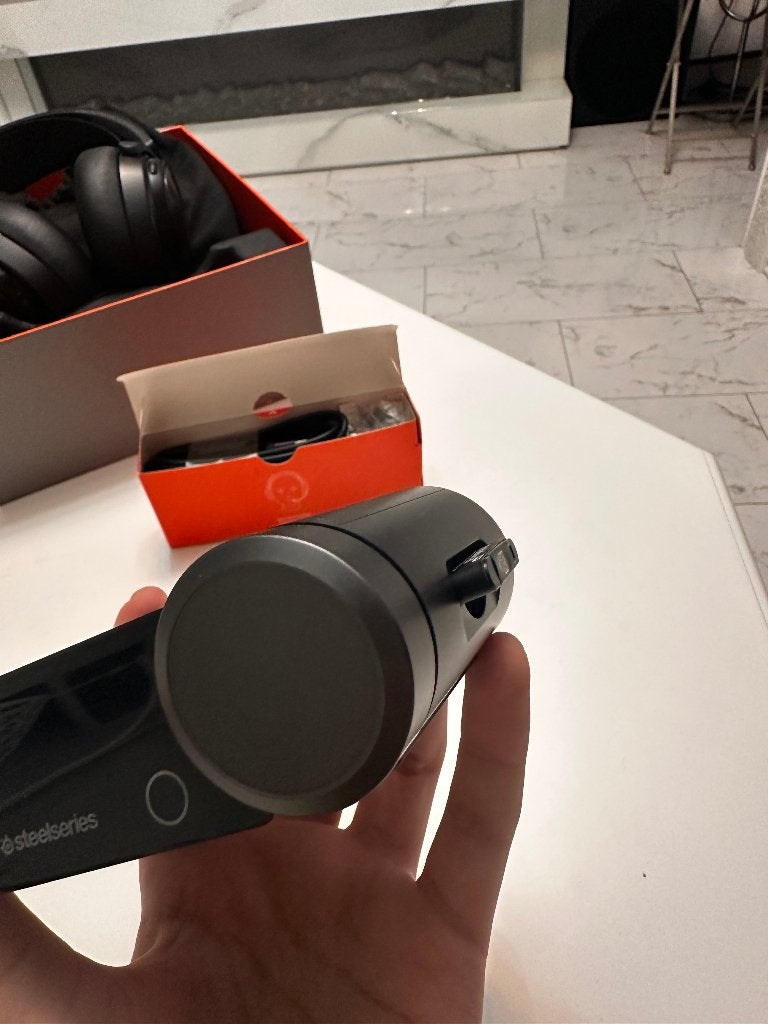 Foto 9 van SteelSeries Arctis Nova Pro Wireless | Factuur & Garantie