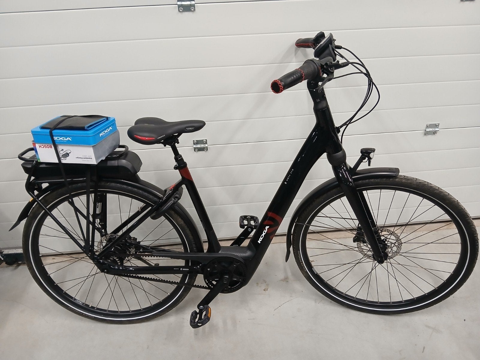 Vrijwel nieuwe Koga Enova Bosch middenmotor, Zo goed als nieuw, 47 tot 51 cm, Accel, Ophalen