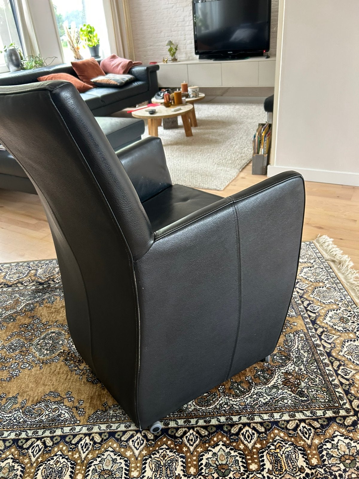 Eetkamertafel stoelen  6   Stuks leer, Ophalen, Zo goed als nieuw, 50 tot 75 cm, Leer