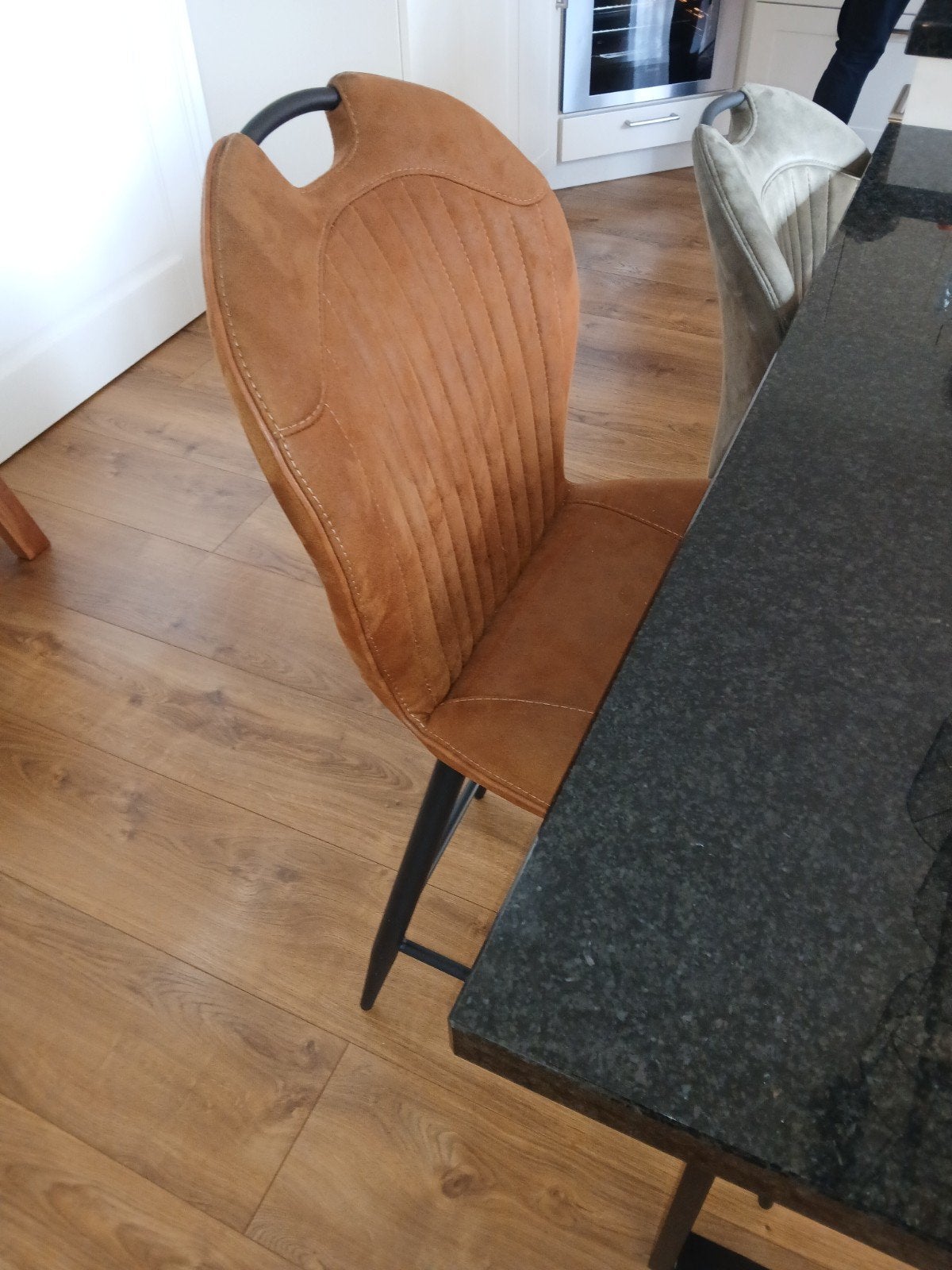 bar   stoelen, Ophalen, Zo goed als nieuw, Bruin, Twee