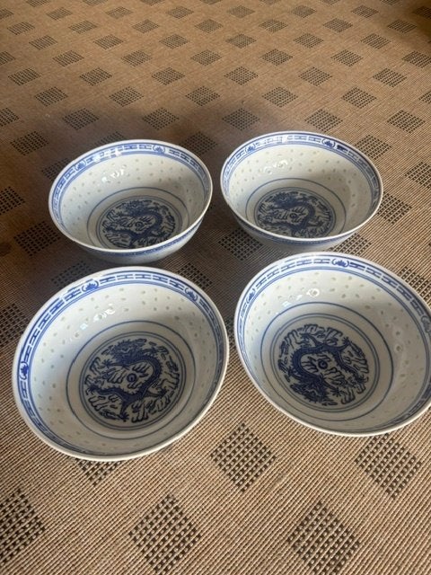4 chinese porseleinen soepkommen groot, Huis en Inrichting, Ophalen, Aziatisch, Zo goed als nieuw, Kom(men)