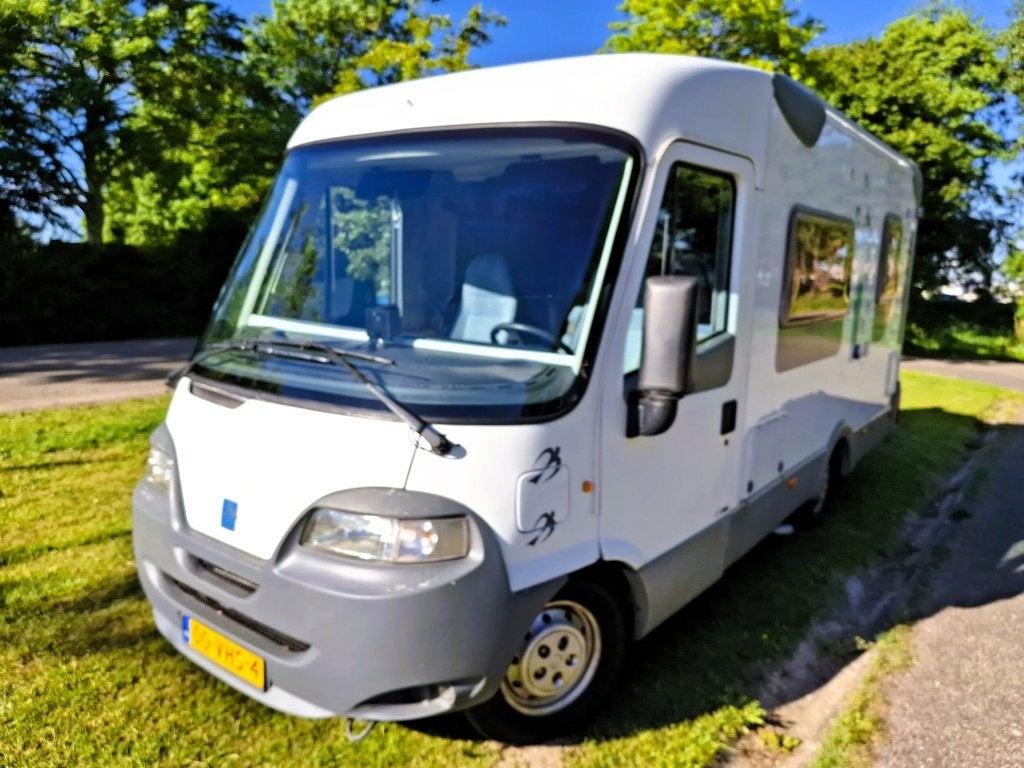 Caravans And Camping Knaus