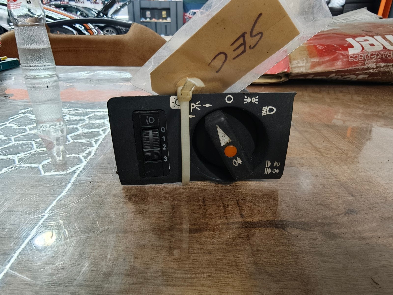 Mercedes SEC C126 lichtschakelaar met koplamphoogteregeling, Ophalen of Verzenden, Gebruikt, Mercedes-Benz