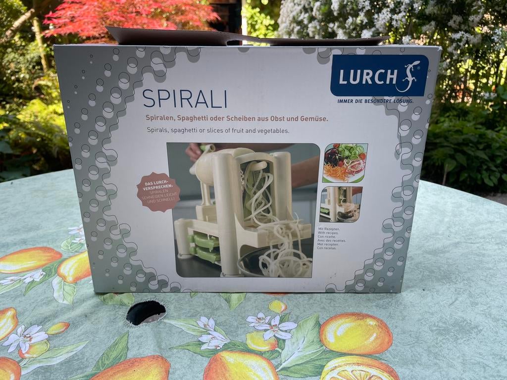 Lurch groentespaghetti en spiraalsnijder, Audio, Tv en Foto, Fotografie | Digitale fotolijsten, Ophalen, Zo goed als nieuw