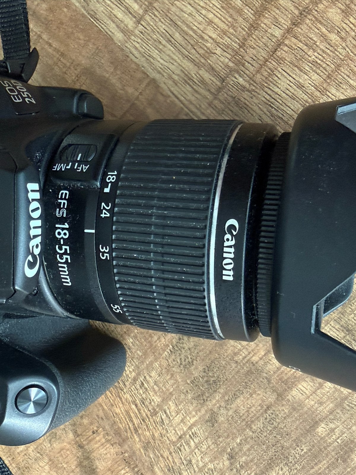 Canon EOS 250D met 18-55mm lens +2 extra lenzen zoom+macro, Spiegelreflex, Canon, Beeldstabilisatie, Ophalen of Verzenden