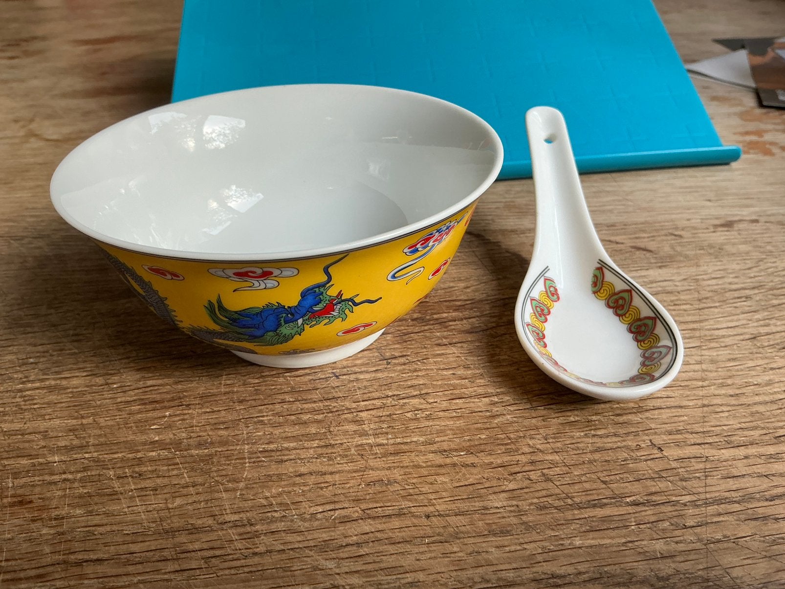 Chinese vintage rijstkom met lepel, Ophalen