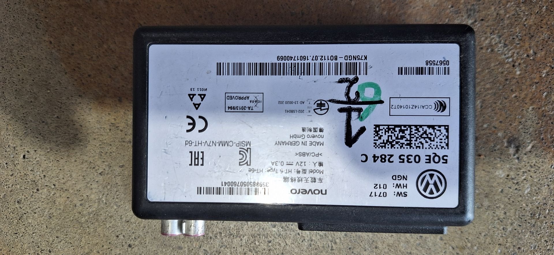 Draadloze Telefoon lader Module VW Golf 7 Passat Audi 5QE035, Gebruikt, -, -, Ophalen of Verzenden