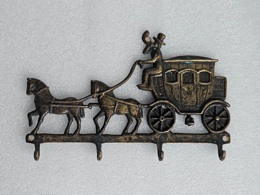 Sleutel / handdoekenrekje in vorm van paarden met koets, Wandkapstok, Gebruikt, Ophalen of Verzenden, Minder dan 100 cm
