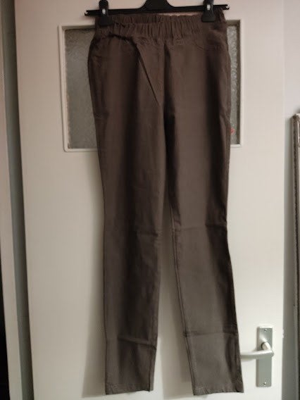 MS Mode bruine dames jeans tregging met stretch, Overige kleuren, Ophalen of Verzenden, Zo goed als nieuw, W30 - W32 (confectie 38/40)