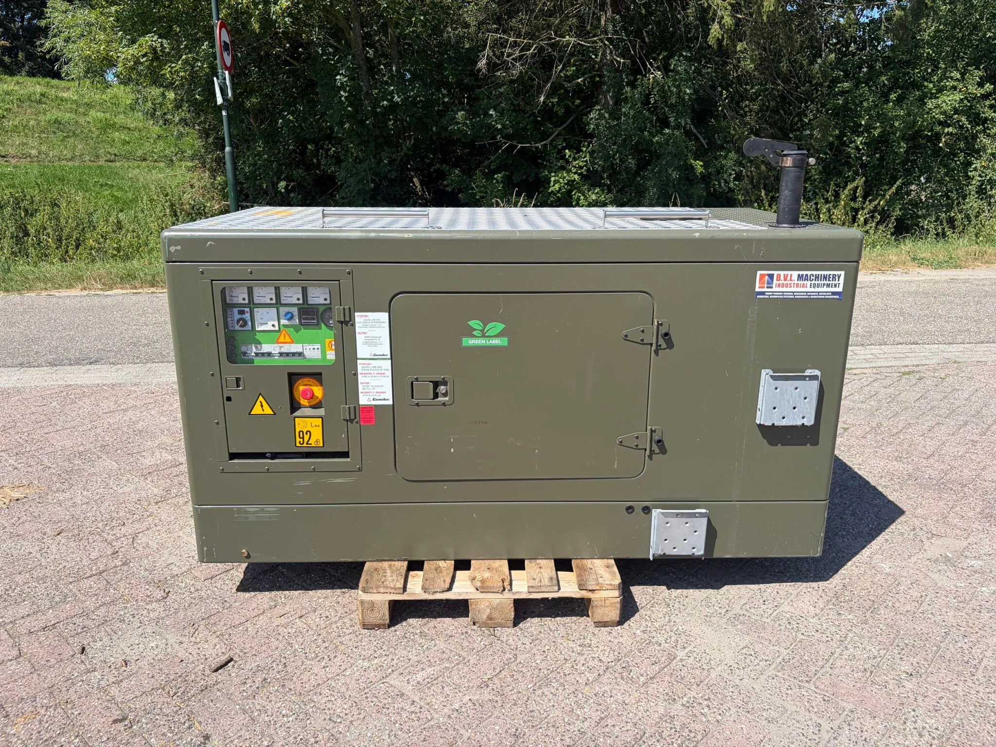 Himoinsa HIW Iveco FPT HIW 35 kVA Stamford aggregaat generat