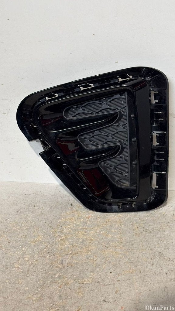Kia Stonic Facelift GT-line linker mistlamp afdekplaat links, Info@fabrikant.eu, Fabrikantstraat 1
1000 AA  Amsterdam, NL, Voor