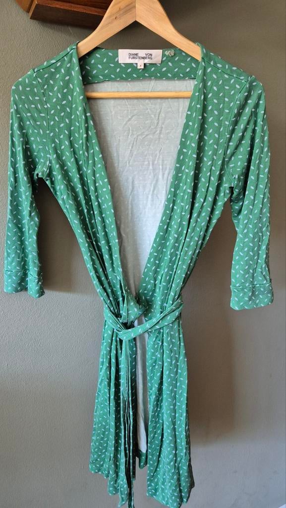 Diane von Furstenberg wikkel jurk groen blauw mt 40/42 zyde, Kleding | Dames, Maat 38/40 (M), Diane von furstenberg, Ophalen of Verzenden