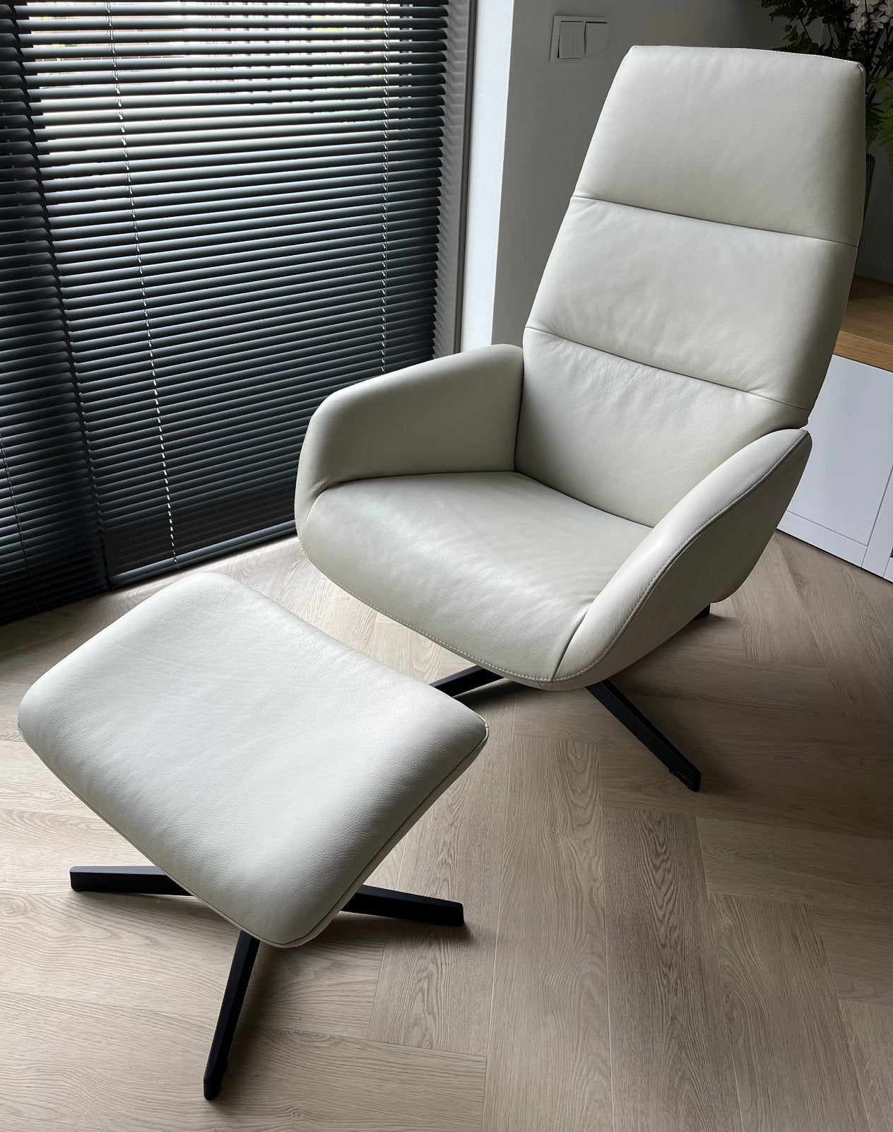 Fauteuil zgan leder Montel Ergo, Huis en Inrichting, Ophalen, Zo goed als nieuw, 75 tot 100 cm, 50 tot 75 cm