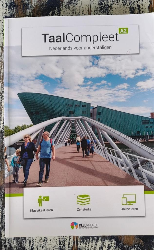 TaalCompleet A2: Nederlands voor anderstaligen, Boeken, Ophalen of Verzenden, Zo goed als nieuw, Nederlands, Non-fictie