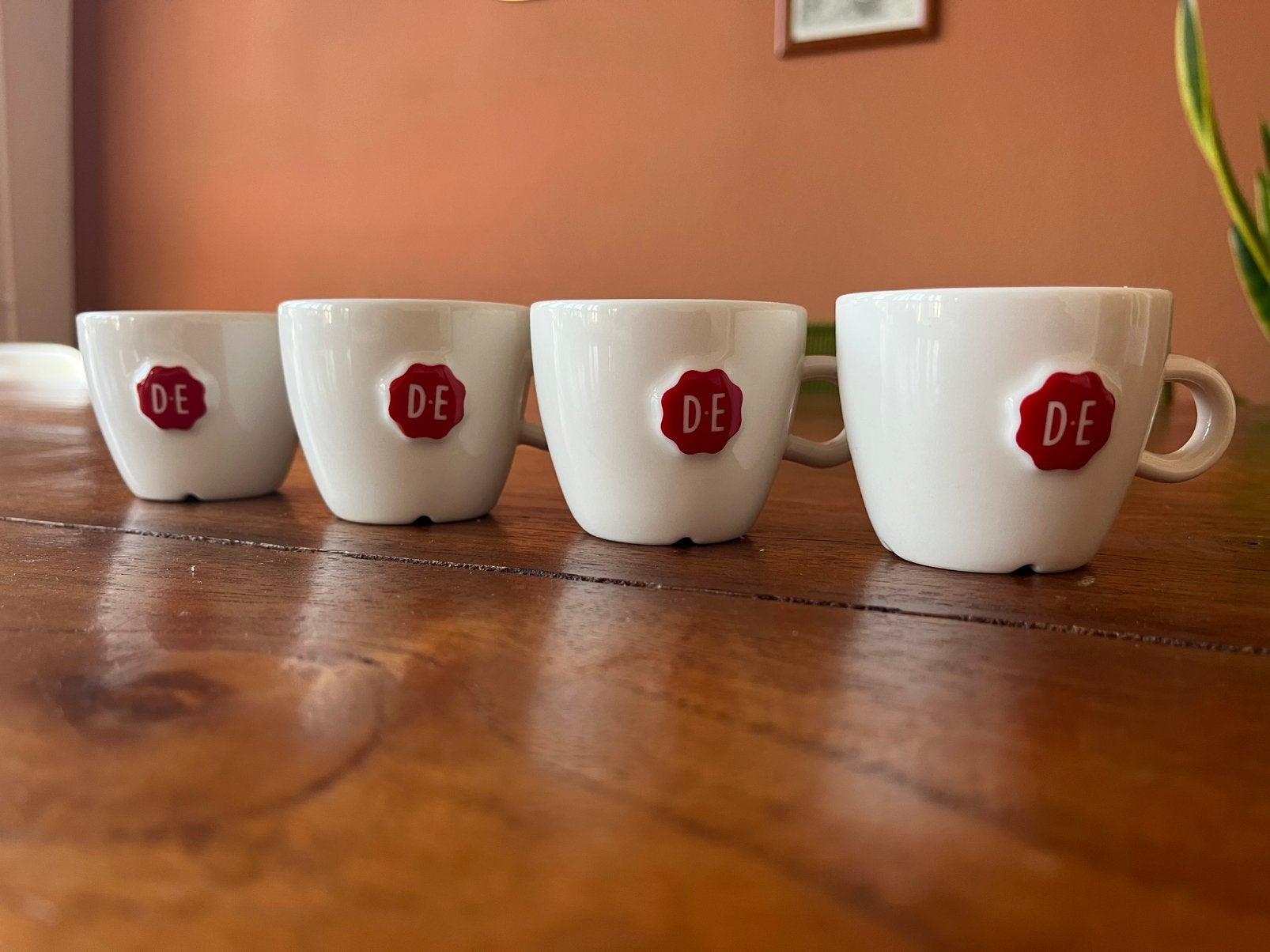 Douwe egberts espresso kopjes, Ophalen, Nieuw, Overige stijlen, Kop(pen) en/of Schotel(s)