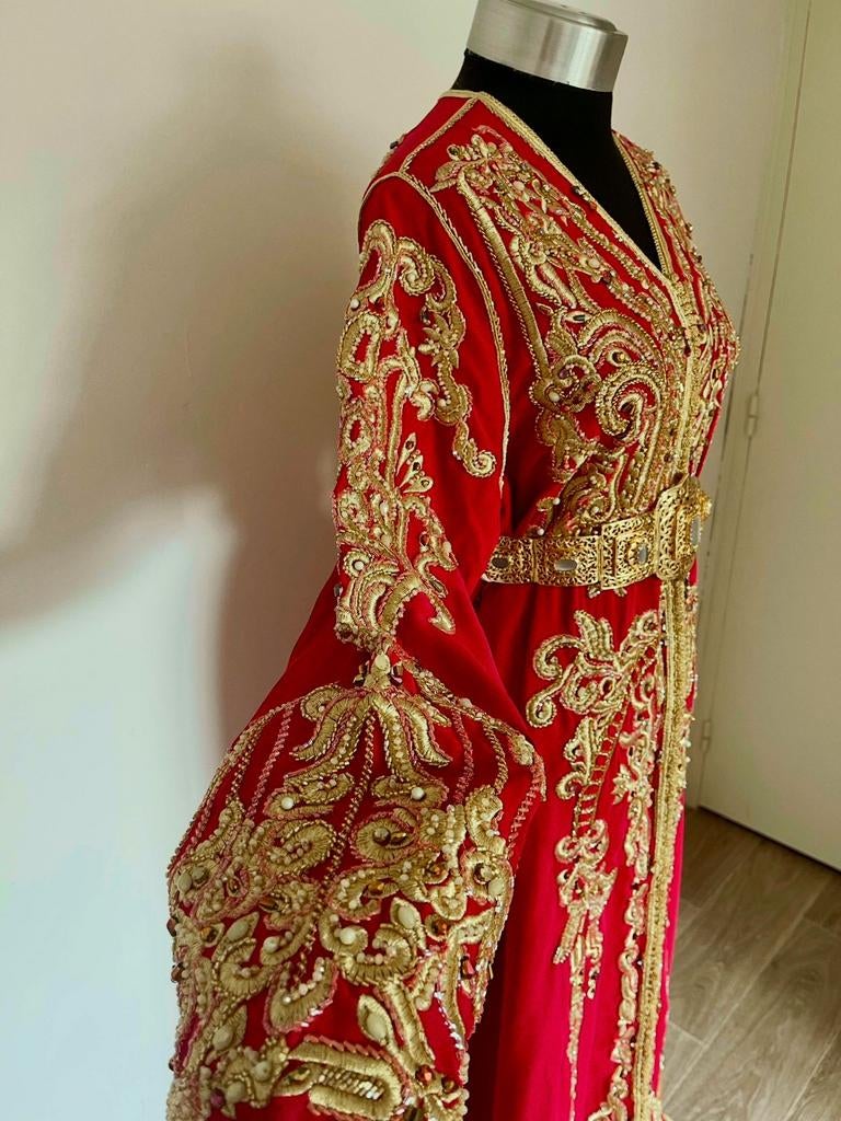 Kaftan/takchita maat S/L, Ophalen of Verzenden, Zo goed als nieuw, Maat 36 (S), Rood