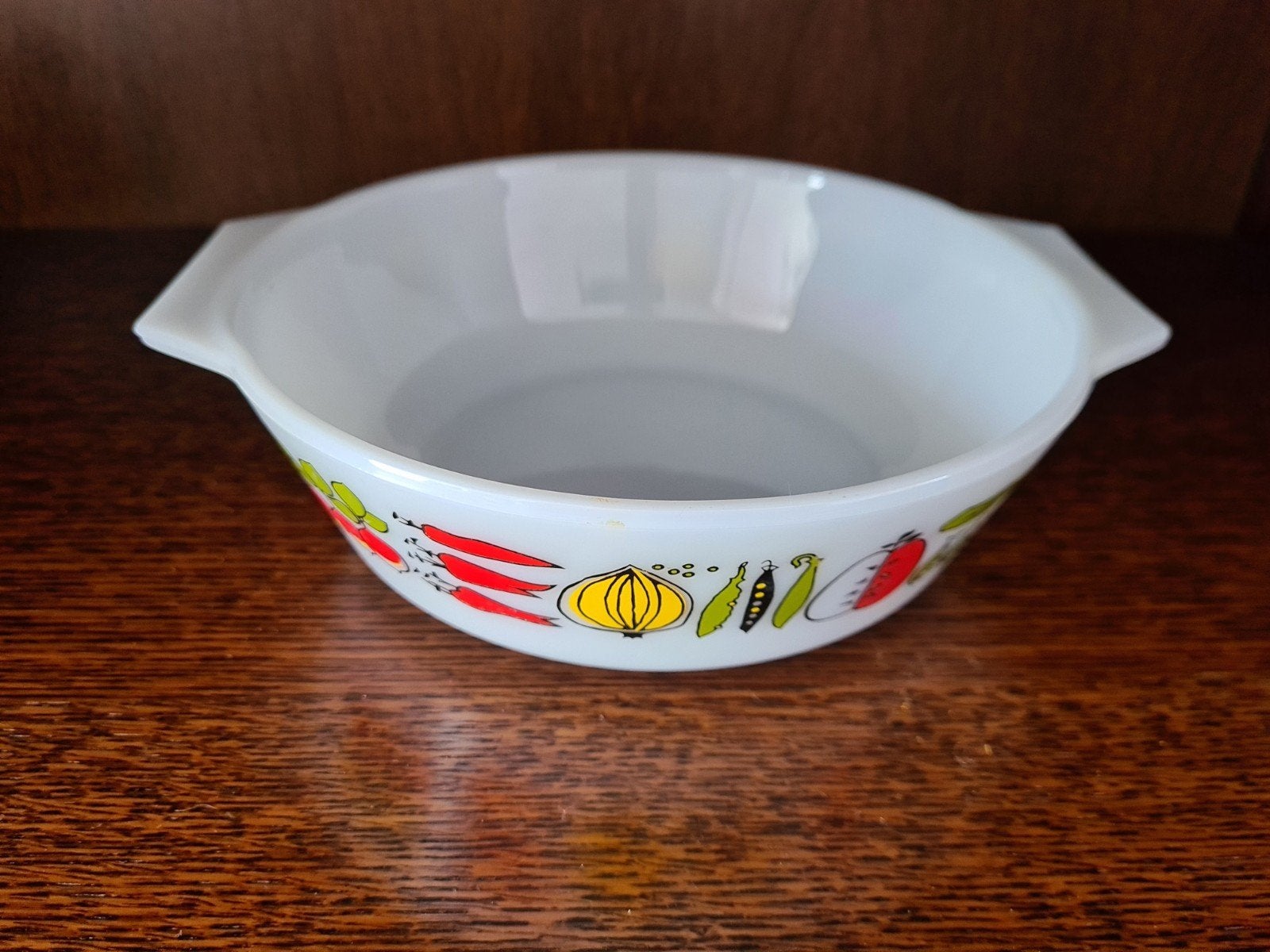 Vintage JAJ Pyrex ovenschaal 'Harvest' groenten Jaren 60, Ophalen of Verzenden, Zo goed als nieuw, Meerkleurig, Overige merken