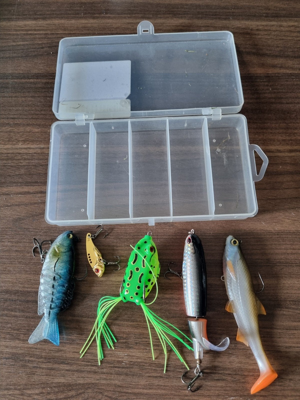 Vis aas set met opbergdoos, Ophalen of Verzenden, Gebruikt, Kunstaas