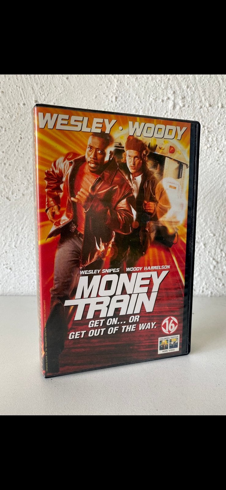 vhs:  ‘MONEY TRAIN’   (1995), Nederlands ondertiteld, Engels, Vanaf 16 jaar, Ophalen of Verzenden