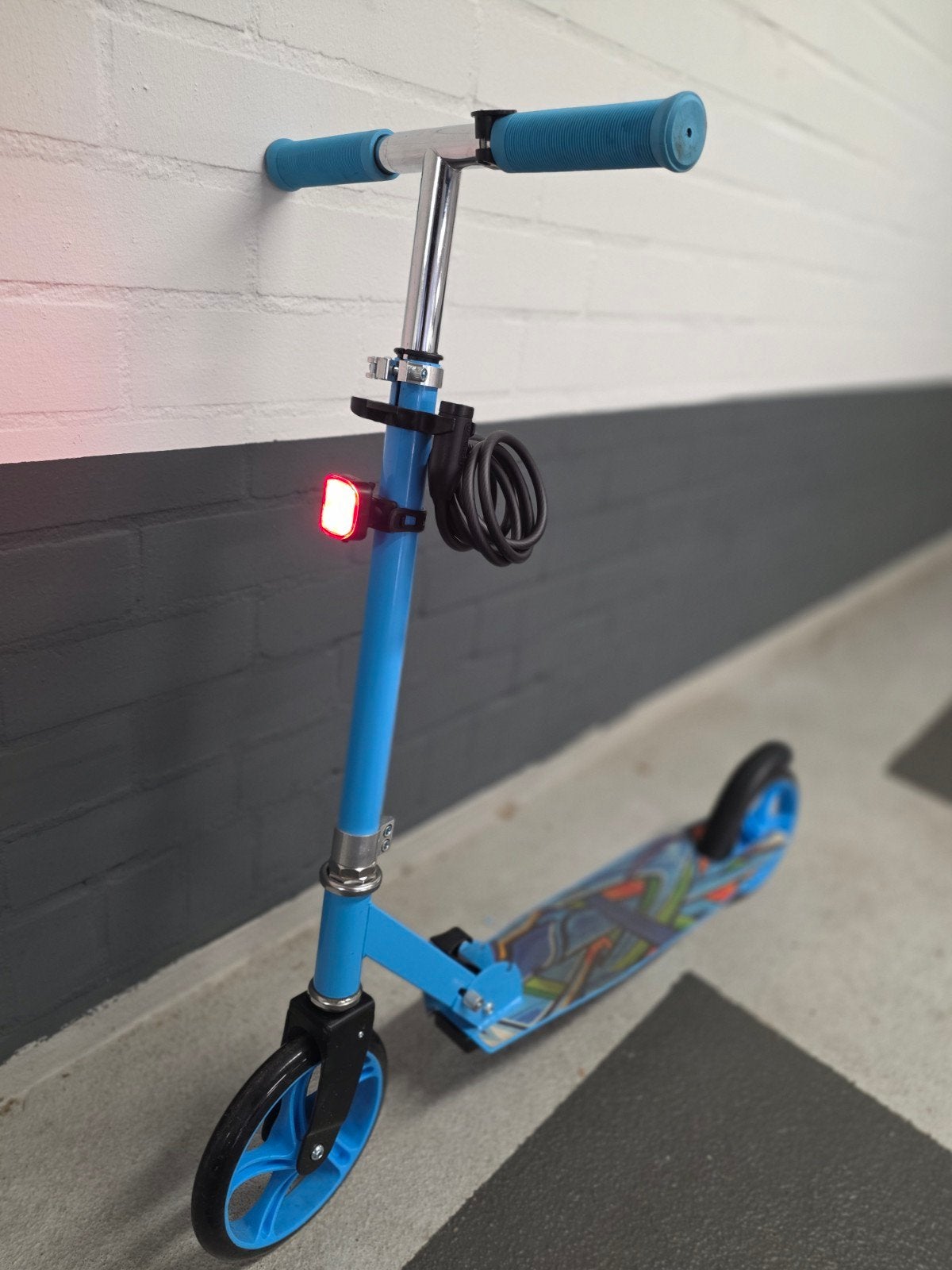 Kinderstep scooter 200mm 2 maanden oud Opvouwbaar 8-12 jaar, Ophalen of Verzenden, Zo goed als nieuw, Gewone step, Intertoys