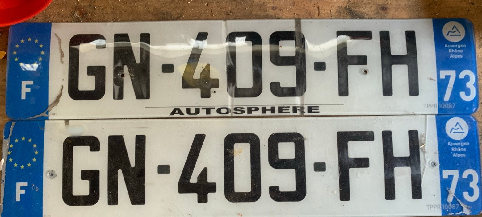 2 franse identieke kentekens 2 nummerborden francaise, Auto diversen, Ophalen of Verzenden, Zo goed als nieuw