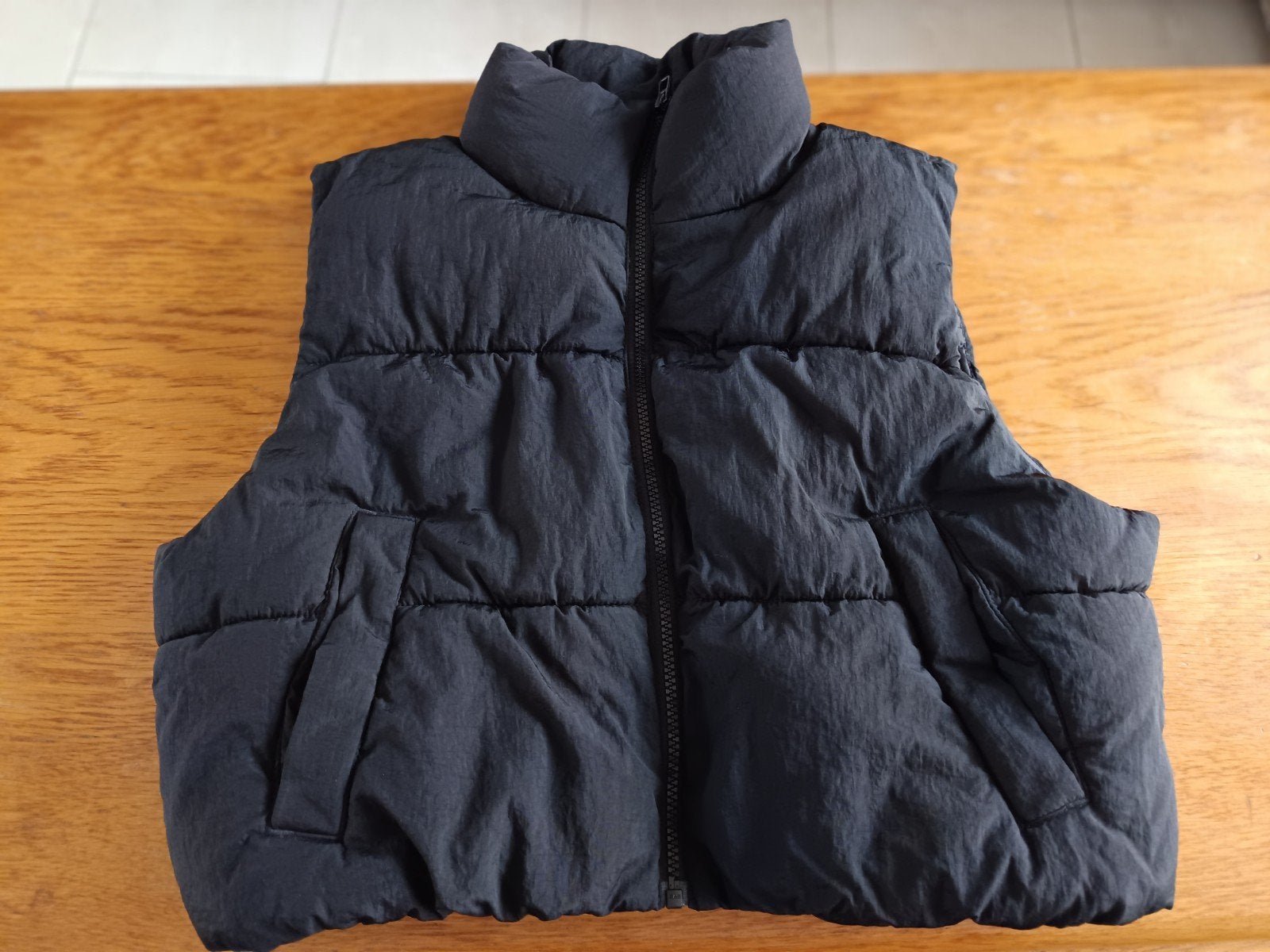 Bodywarmer maat S - niet gedragen, Kleding | Dames, Zwart, H&M Divided, Ophalen of Verzenden, Zo goed als nieuw