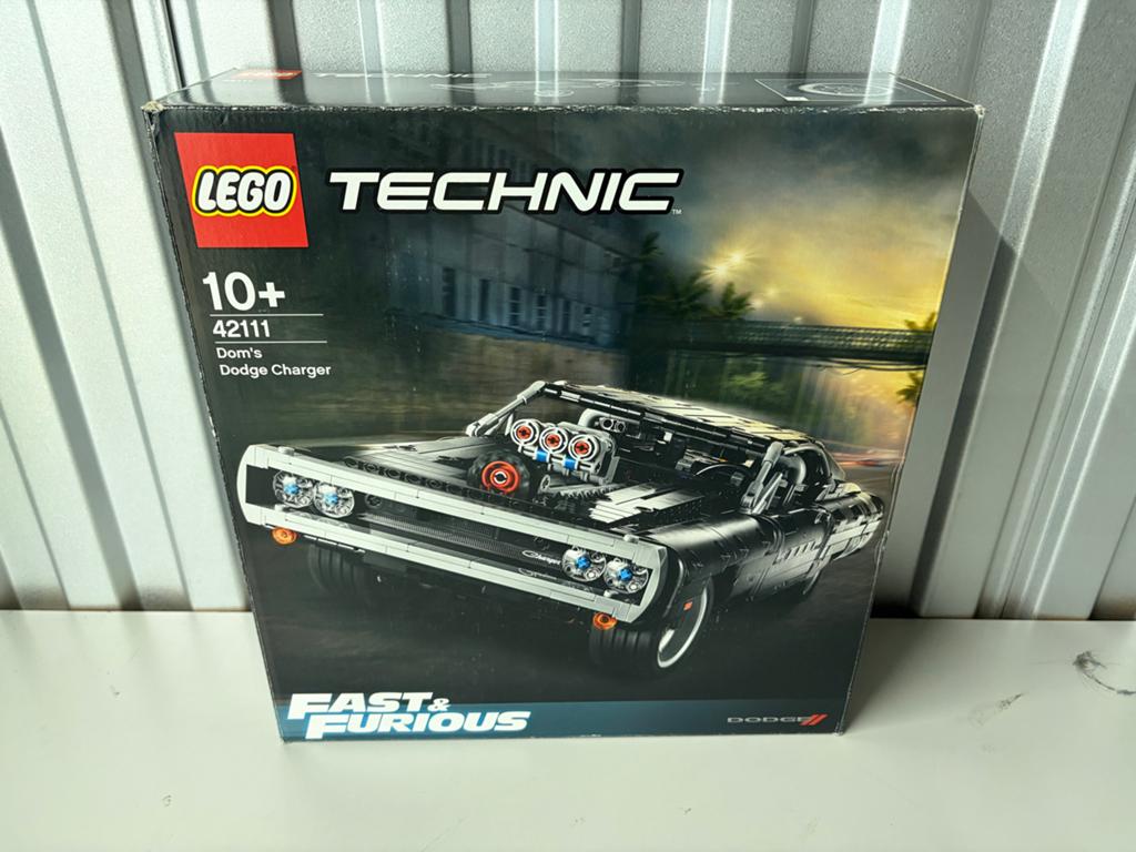 LEGO Technic 42111 Dom's Dodge Charger Fast & Furious, Kinderen en Baby's, Speelgoed | Duplo en Lego, Ophalen, Lego, Compleet