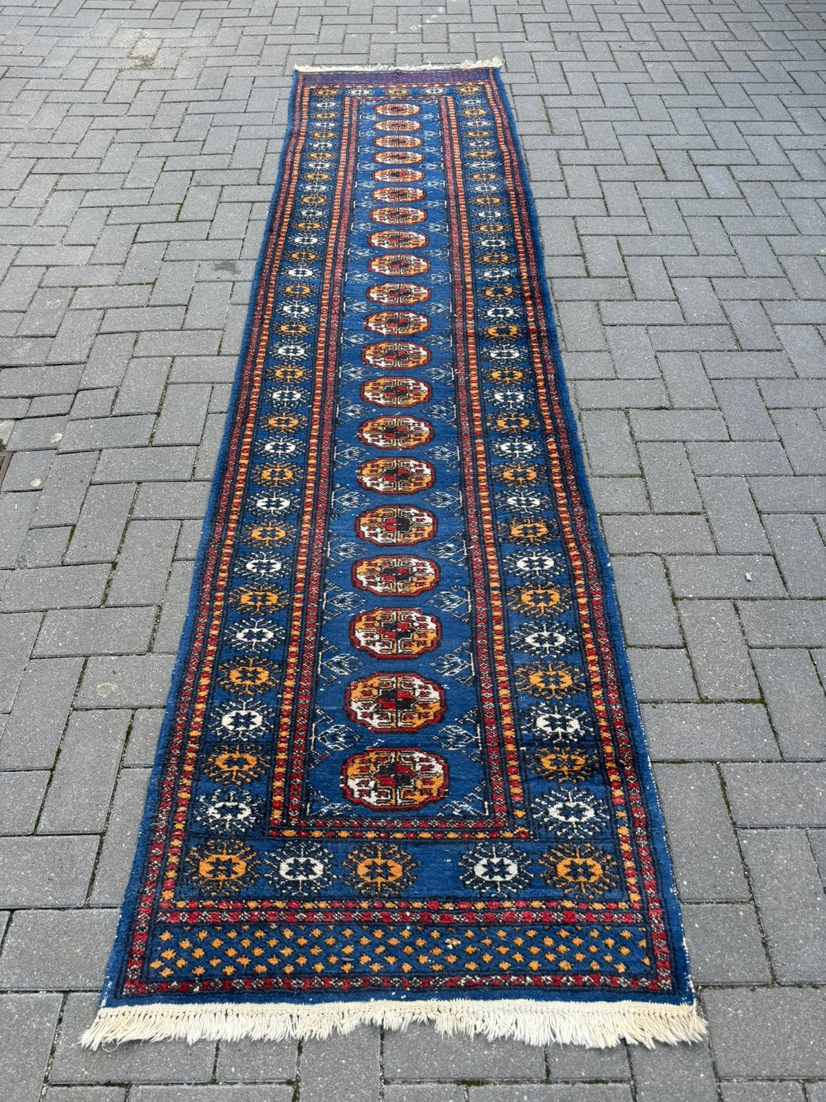 Burhara / Pakistan, loper blauw, 78 x 3.15 m in mooie staat, Perzisch, 200 cm of meer, Zo goed als nieuw, Rechthoekig