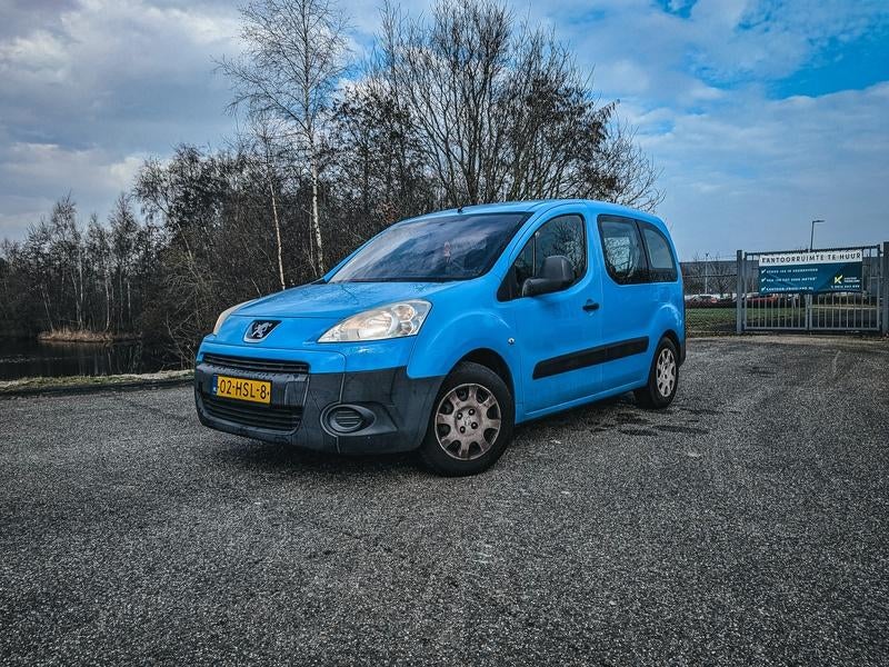 Peugeot Partner 1.6 16V 66KW Tepee 2009, Auto's, Peugeot, Particulier, Partner, ABS, Airbags, Airconditioning, Alarm, Bluetooth