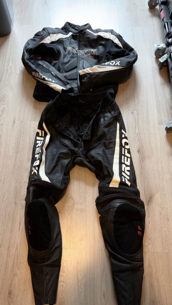 Motorpak maat 54 - FireFox leren combipak, Motoren, Kleding | Motorkleding, Ophalen of Verzenden, Tweedehands, Heren, Combipak