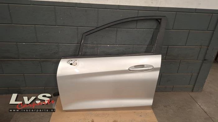 Portier 4Deurs links-voor van een Ford Fiesta, Gebruikt, -, Deur, -