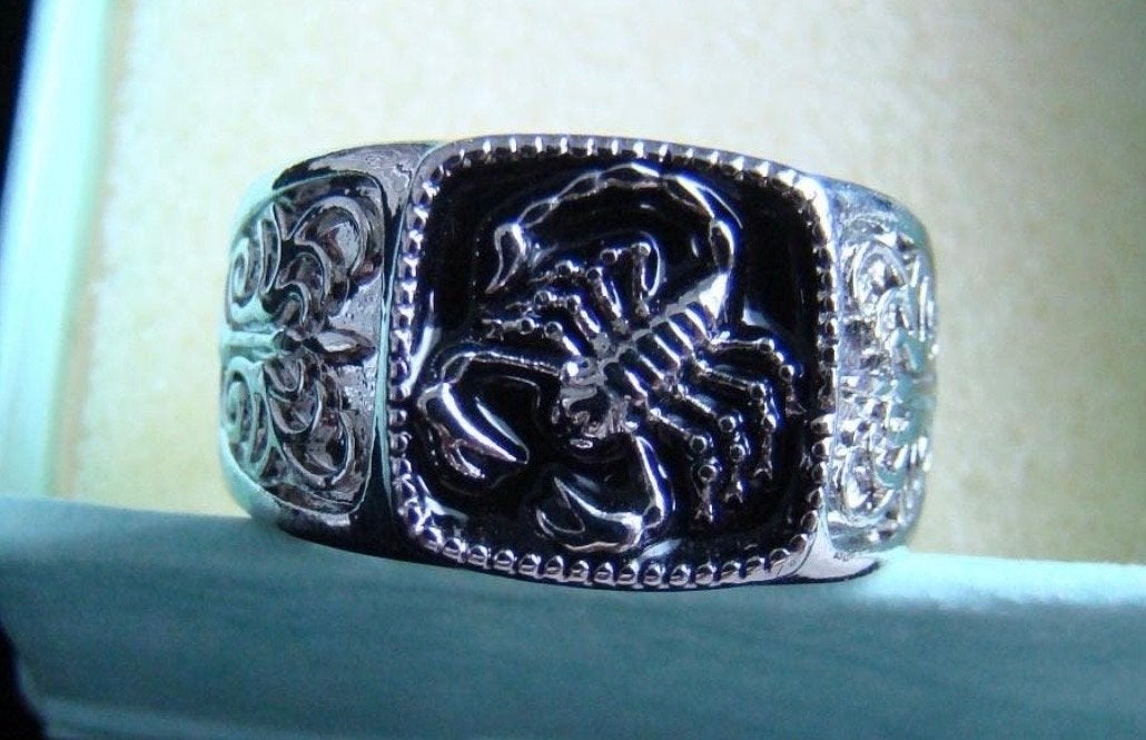 Zwarte Zilveren Schorpioen Ring Maat 20 Nieuw, Sieraden, Tassen en Uiterlijk, 20 of groter, Zwart, Nieuw, Ophalen of Verzenden