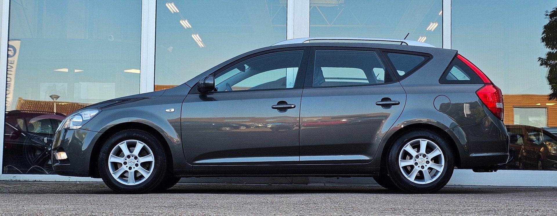 Kia Cee'd Sporty Wagon 1.6 CVVT X-tra || Verbruikt Olie || A, Auto's, Voorwielaandrijving, Euro 5, Gebruikt, 1591 cc
